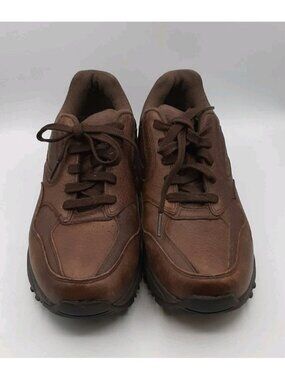 Men's 8.5 EE Leather Brown Lace UP Shoes with Quad Comfort Very Good Condition